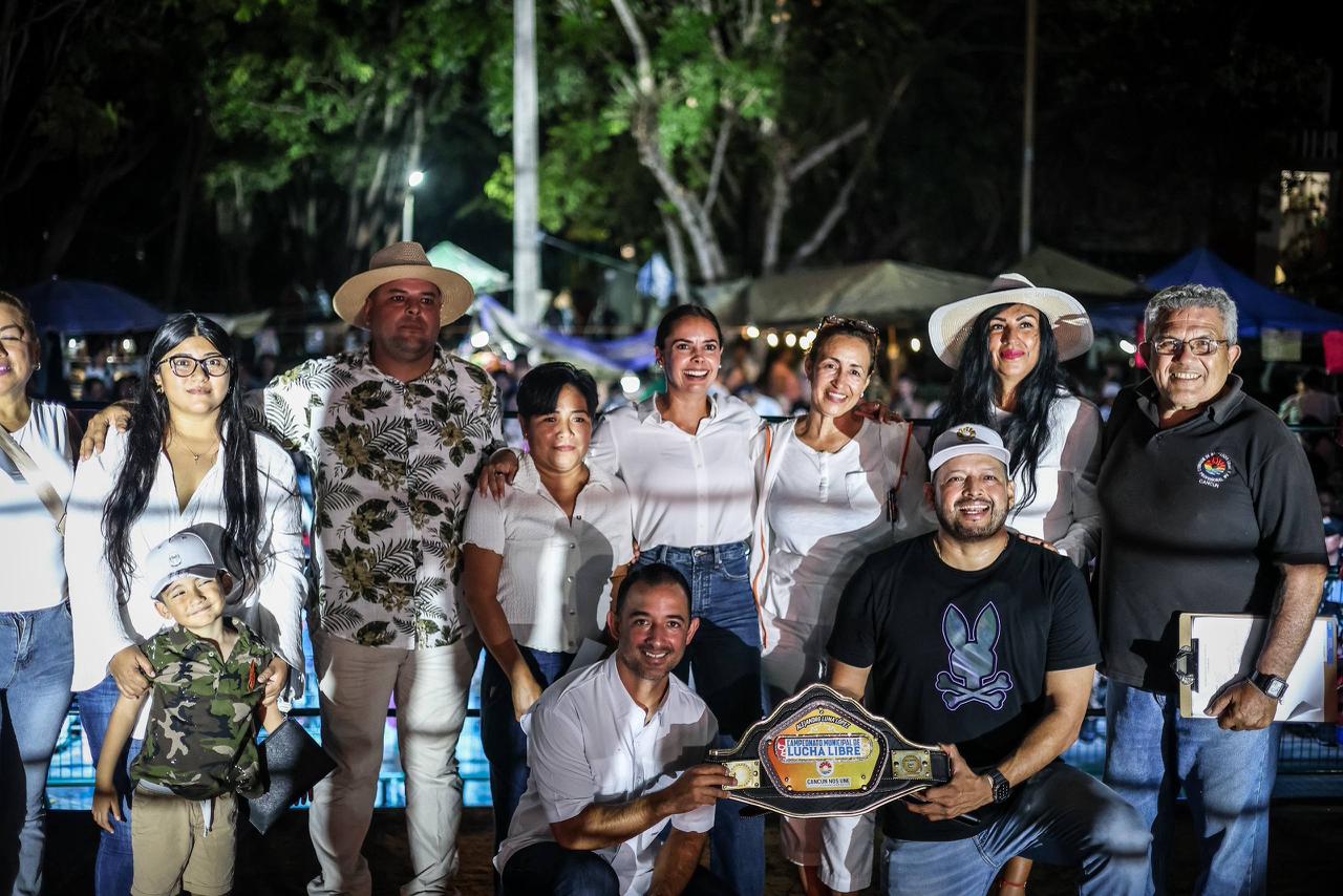 uploads/6/32/01 (2940).Jpeg